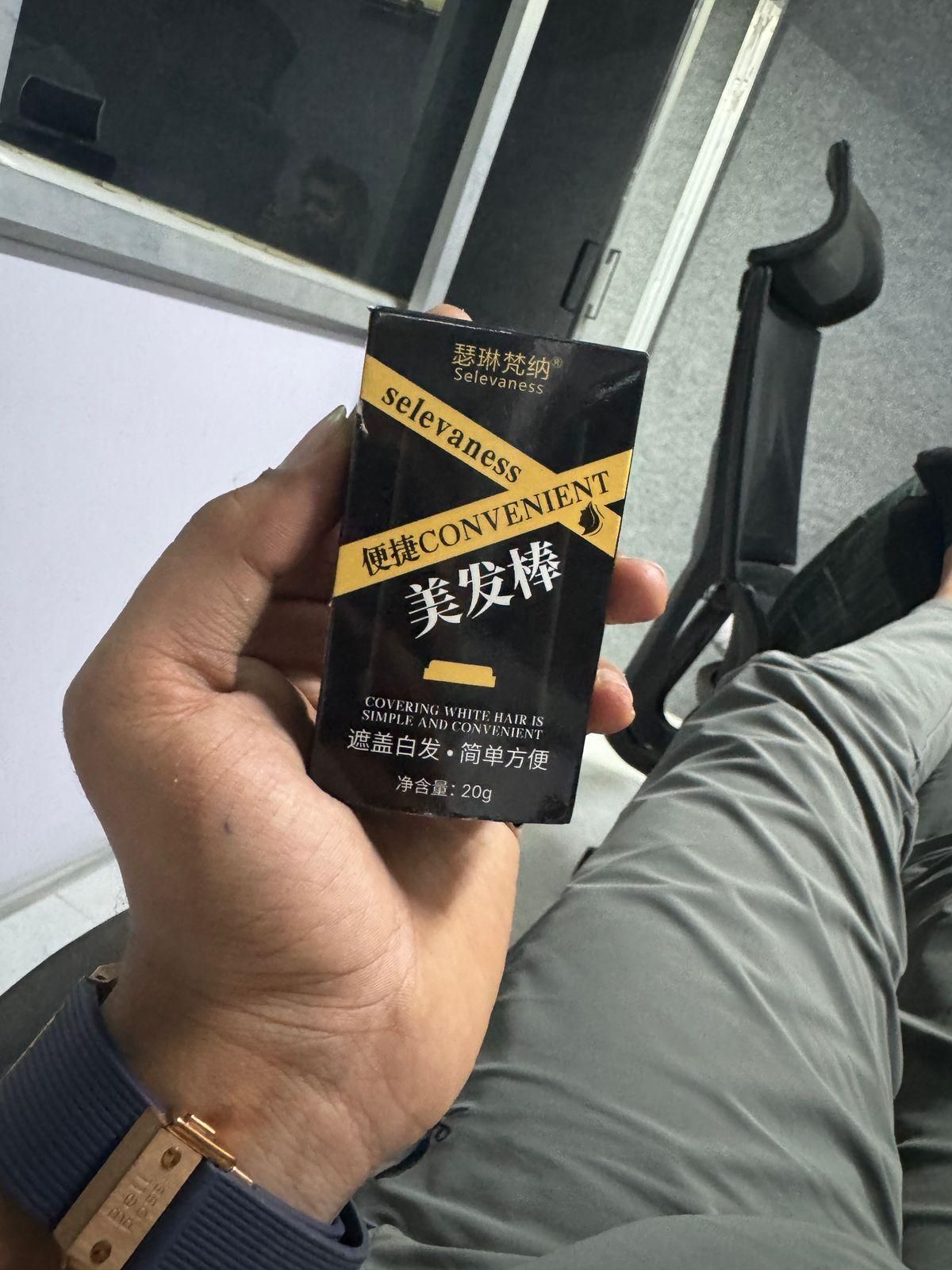 Cover Greys Instantly – Look Fresh All Day Long!